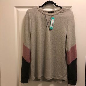 Pink Clover ColorBlock Sleeve Knit Top